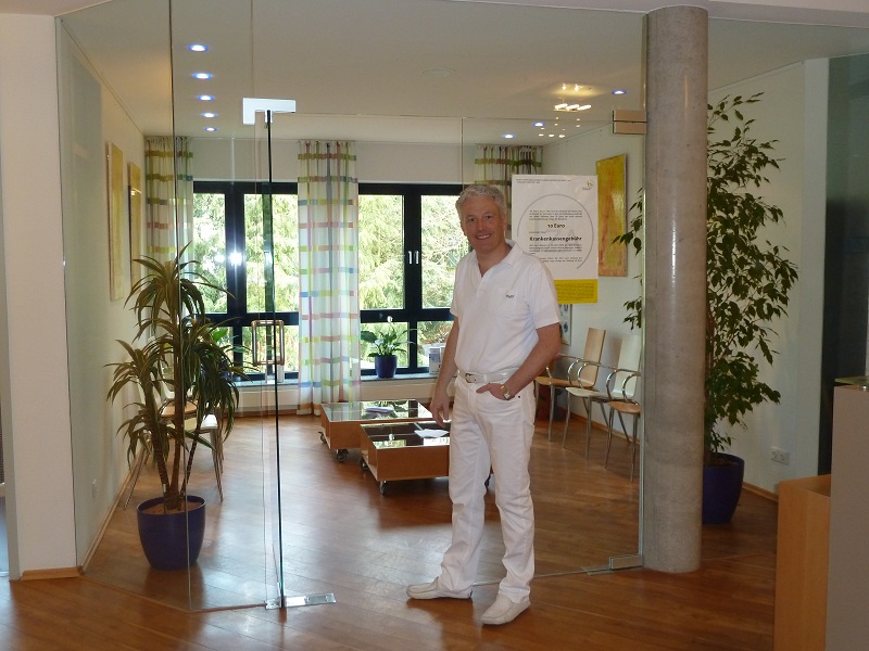 Dr. Volker K. Jansen